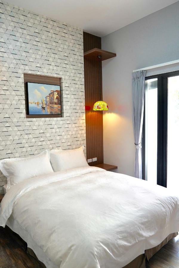 Mtny Hotel Zhushan Exterior photo